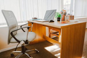 Kursi Staff Kantor yang Ideal, Dukung Produktivitas Kerja
